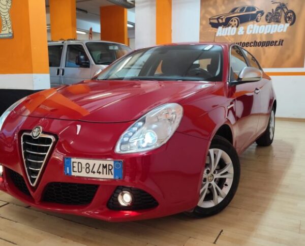 Alfa Romeo Giulietta 2012 - Eleganza e Potenza a Portata di Mano!