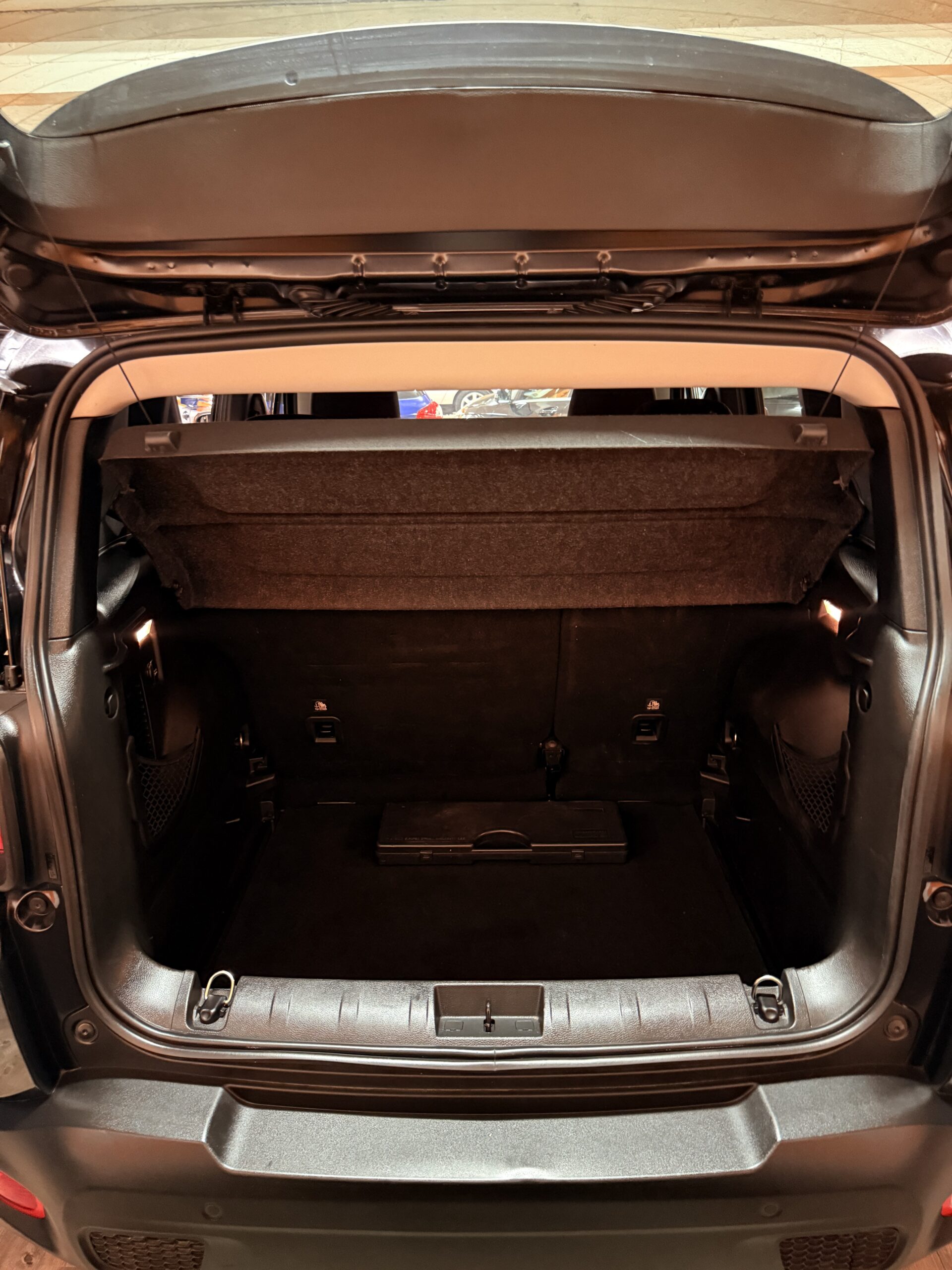 INCREDIBILE JEEP RENEGADE CON SOLI 46.143 km ADATTO A NEOPATENTATI, UNICO PROPRIETARIO