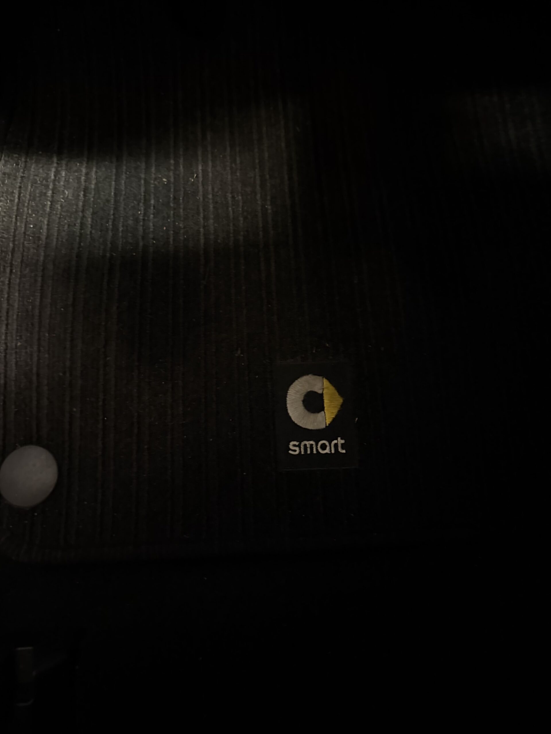 BELLISSIMA SMART FORTWO ADATTA A NEOPATENTATI CON TETTO PANORAMICO CON SOLI 69.625 km