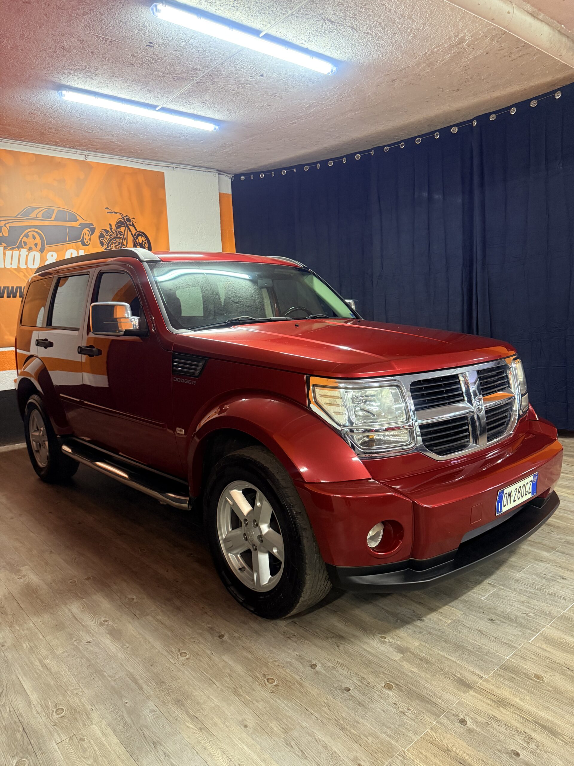 STRAORDINARIO DODGE NITRO 4x4 CON CAMBIO MANUALE