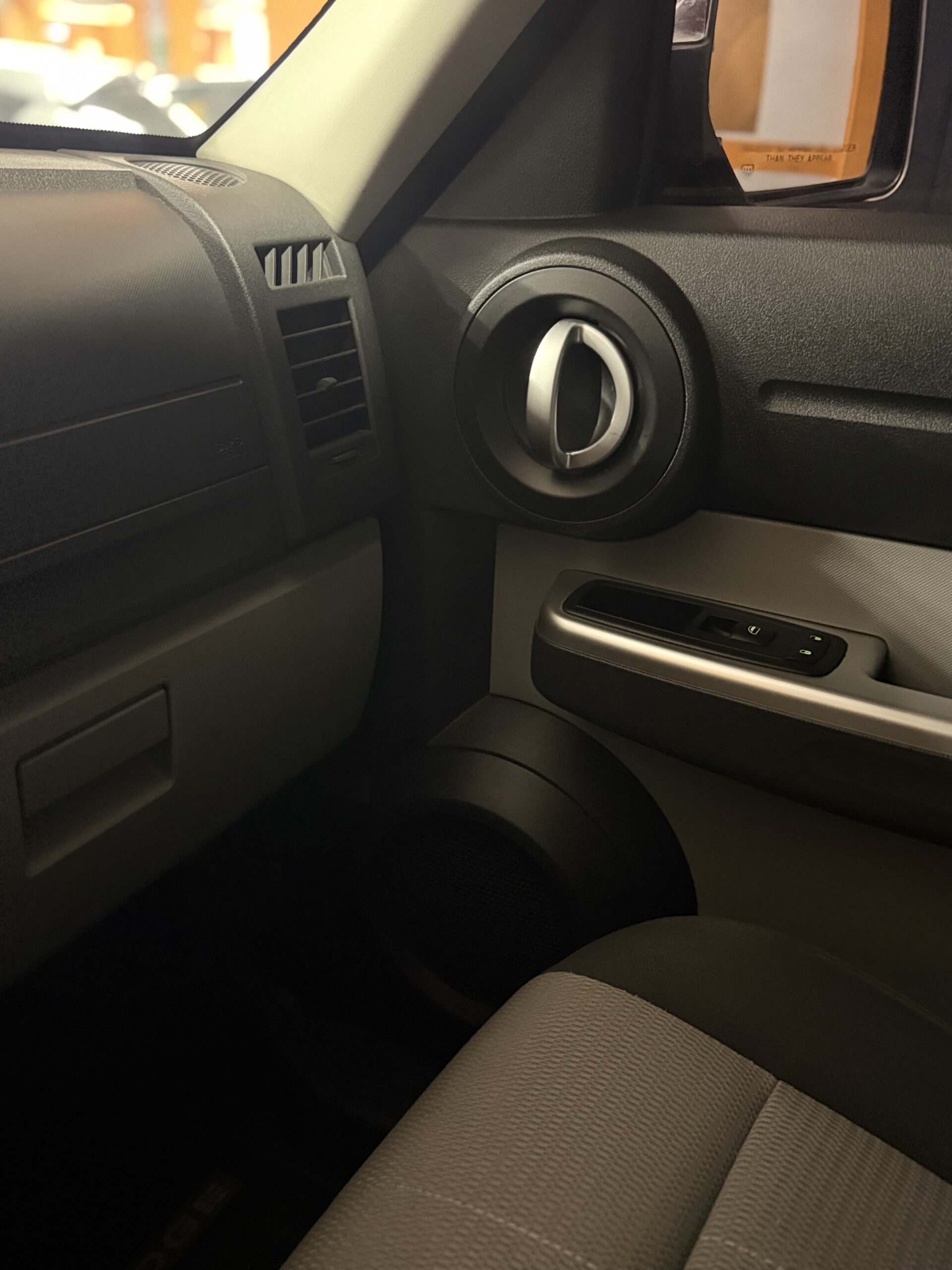 STRAORDINARIO DODGE NITRO 4x4 CON CAMBIO MANUALE