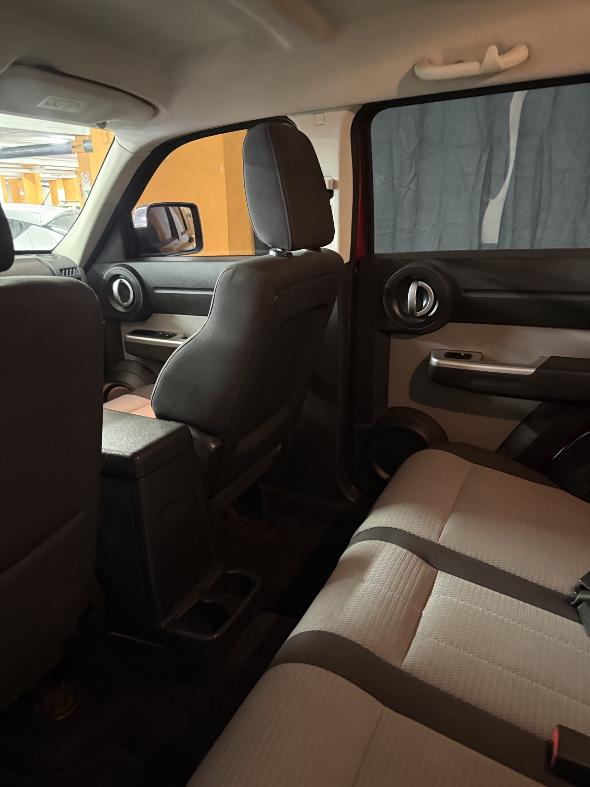 STRAORDINARIO DODGE NITRO 4x4 CON CAMBIO MANUALE