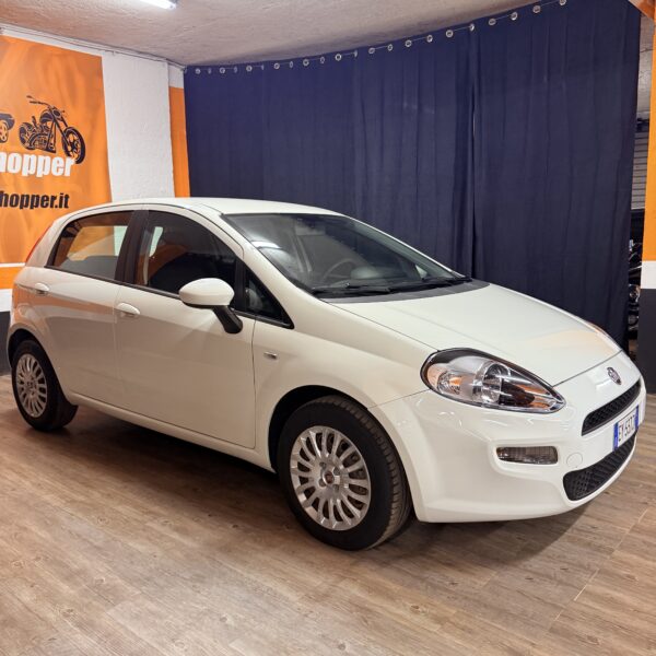 FIAT PUNTO CON SOLI 13.937 KM