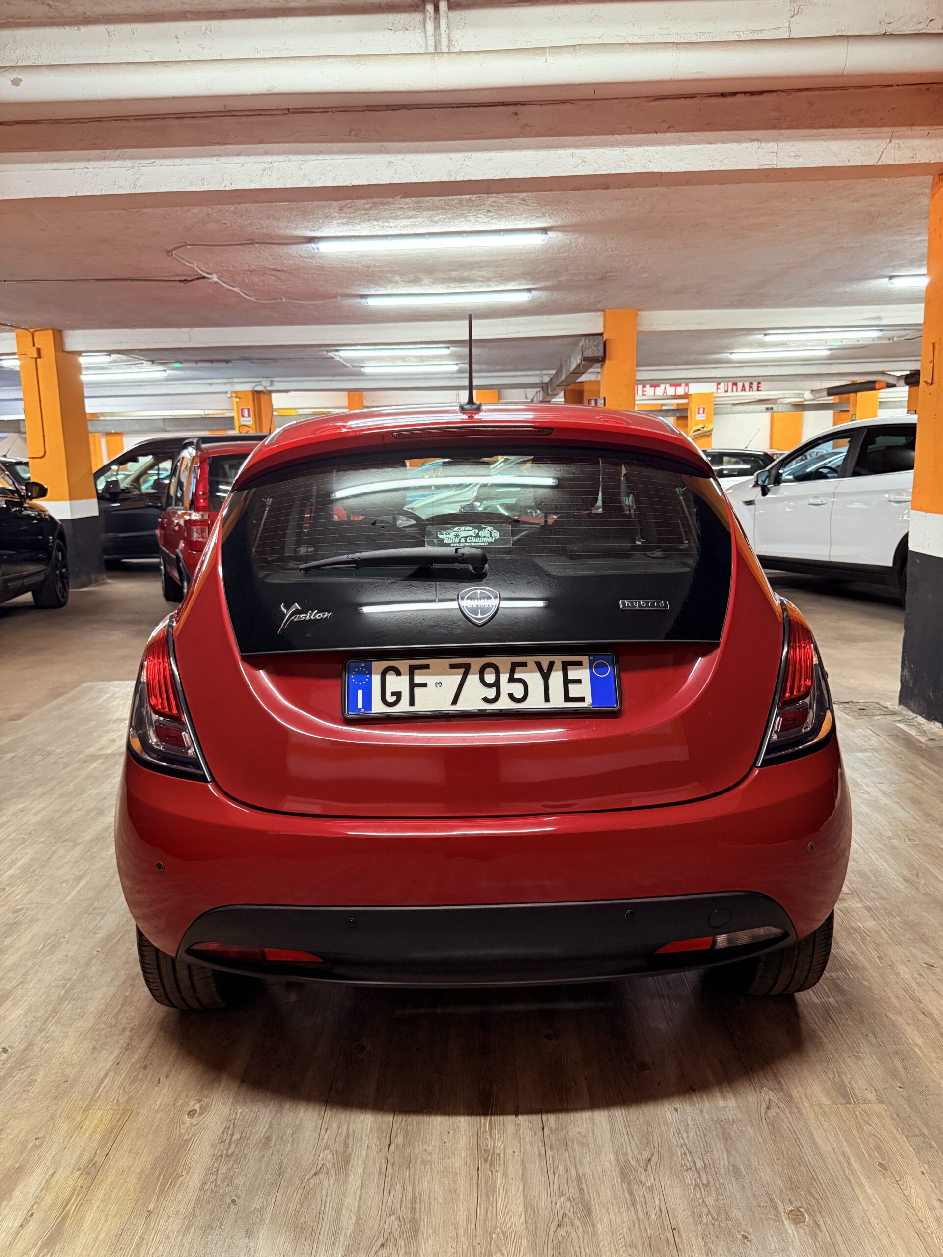 LANCIA YPSILON MILD- HYBRID UNICO PROPRIETARIO CON SOLI 31.663 KM (Copia)