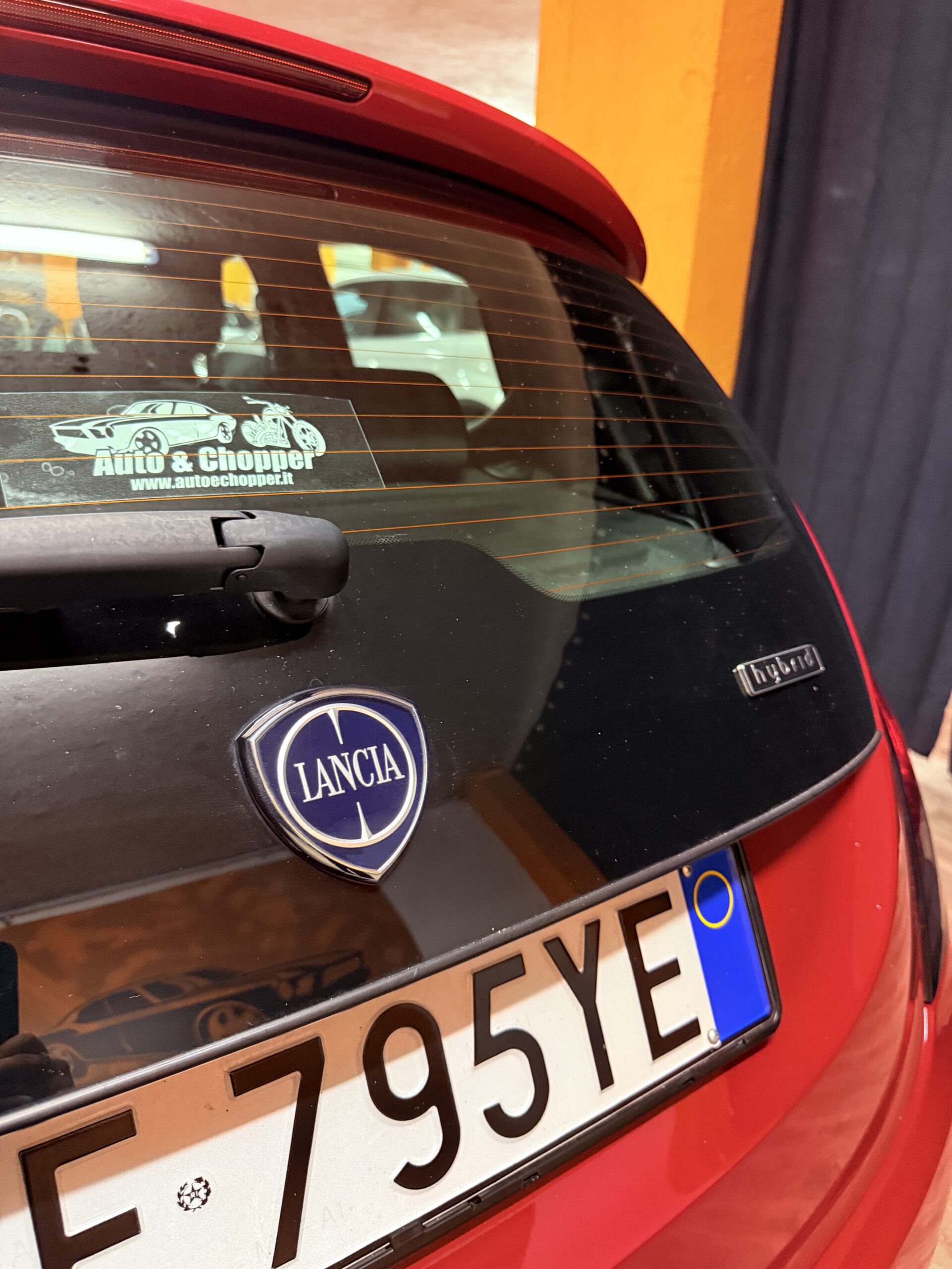 LANCIA YPSILON MILD- HYBRID UNICO PROPRIETARIO CON SOLI 31.663 KM (Copia)
