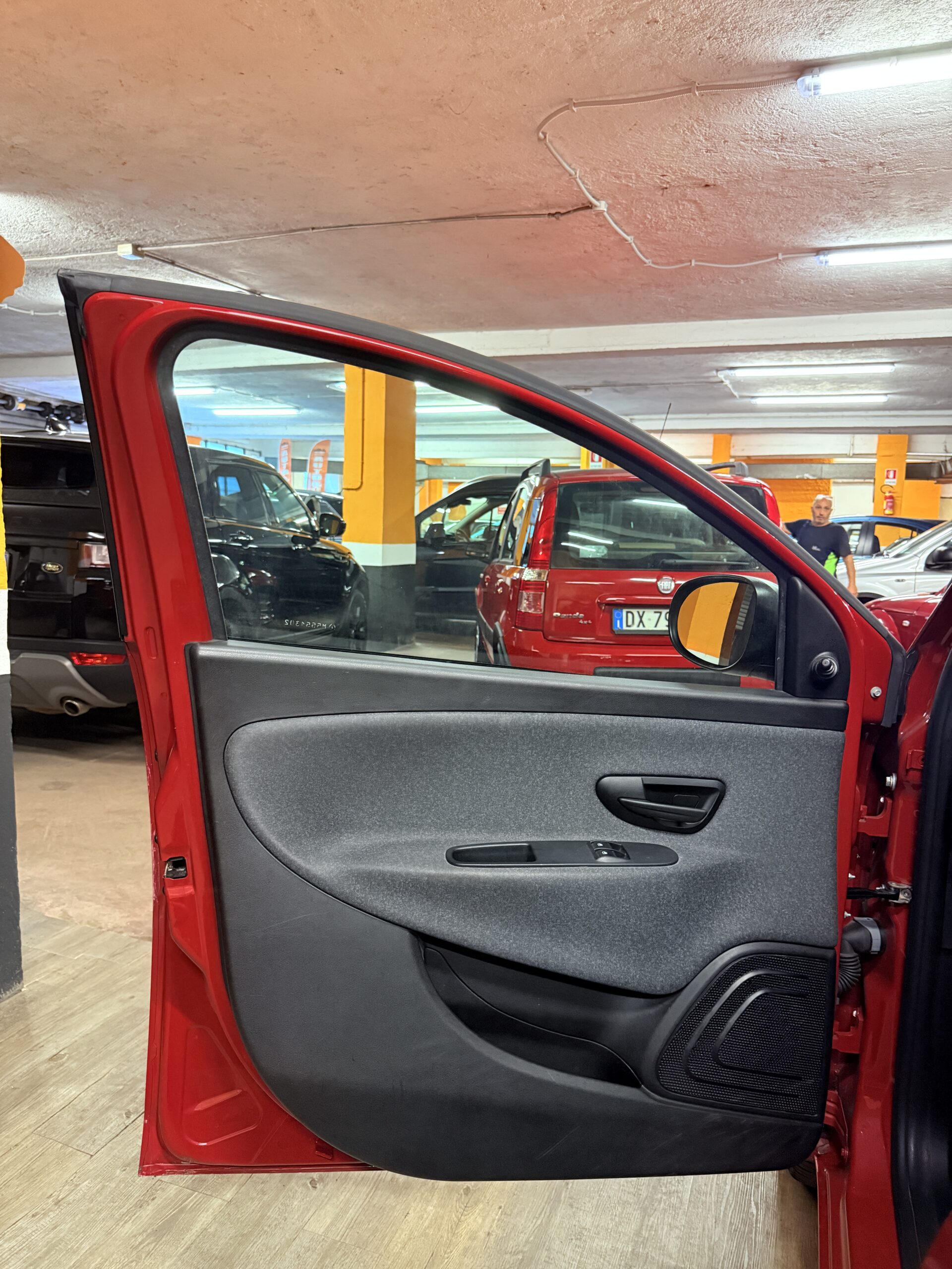 LANCIA YPSILON MILD- HYBRID UNICO PROPRIETARIO CON SOLI 31.663 KM (Copia)