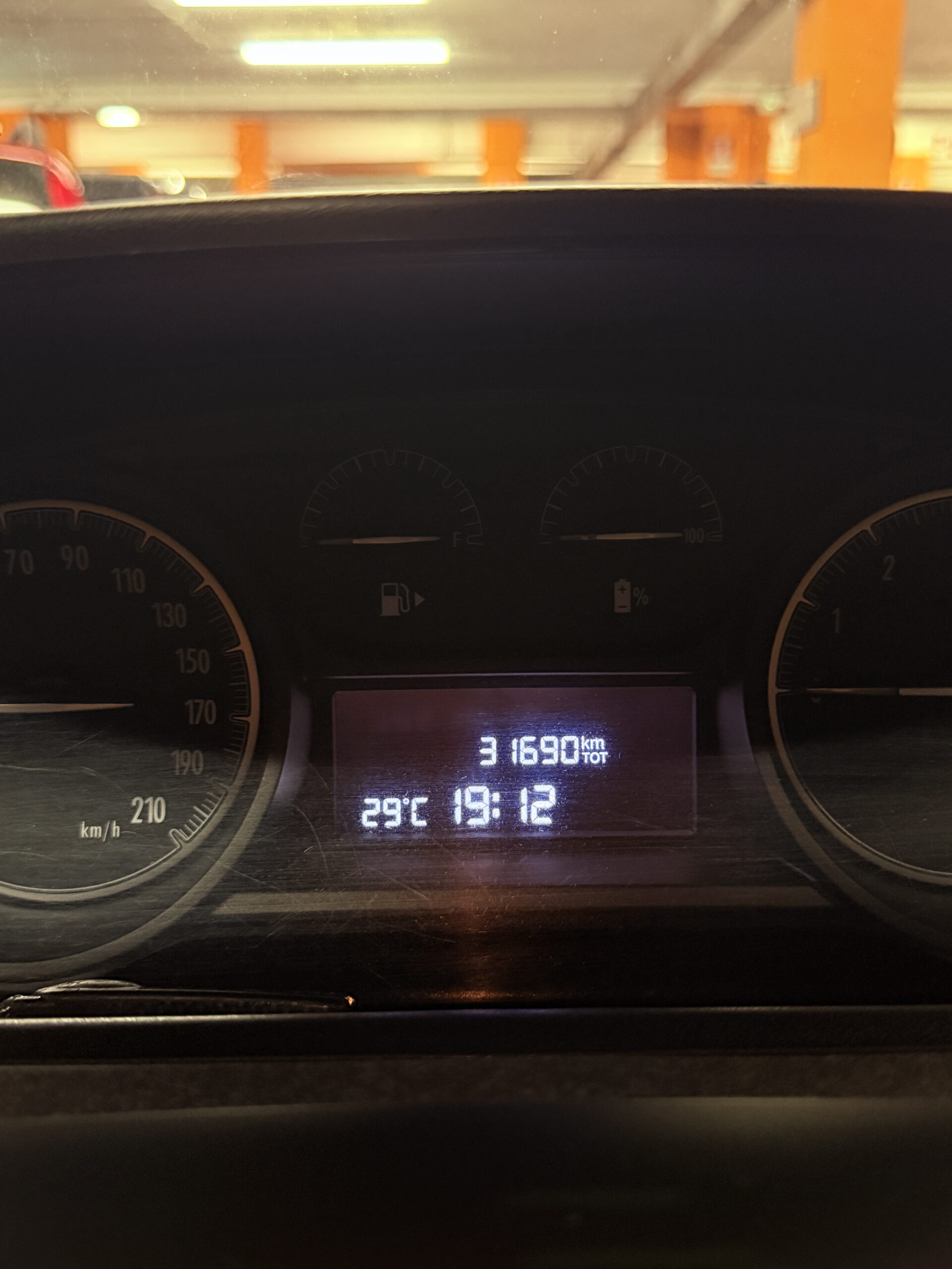 LANCIA YPSILON MILD- HYBRID UNICO PROPRIETARIO CON SOLI 31.663 KM (Copia)
