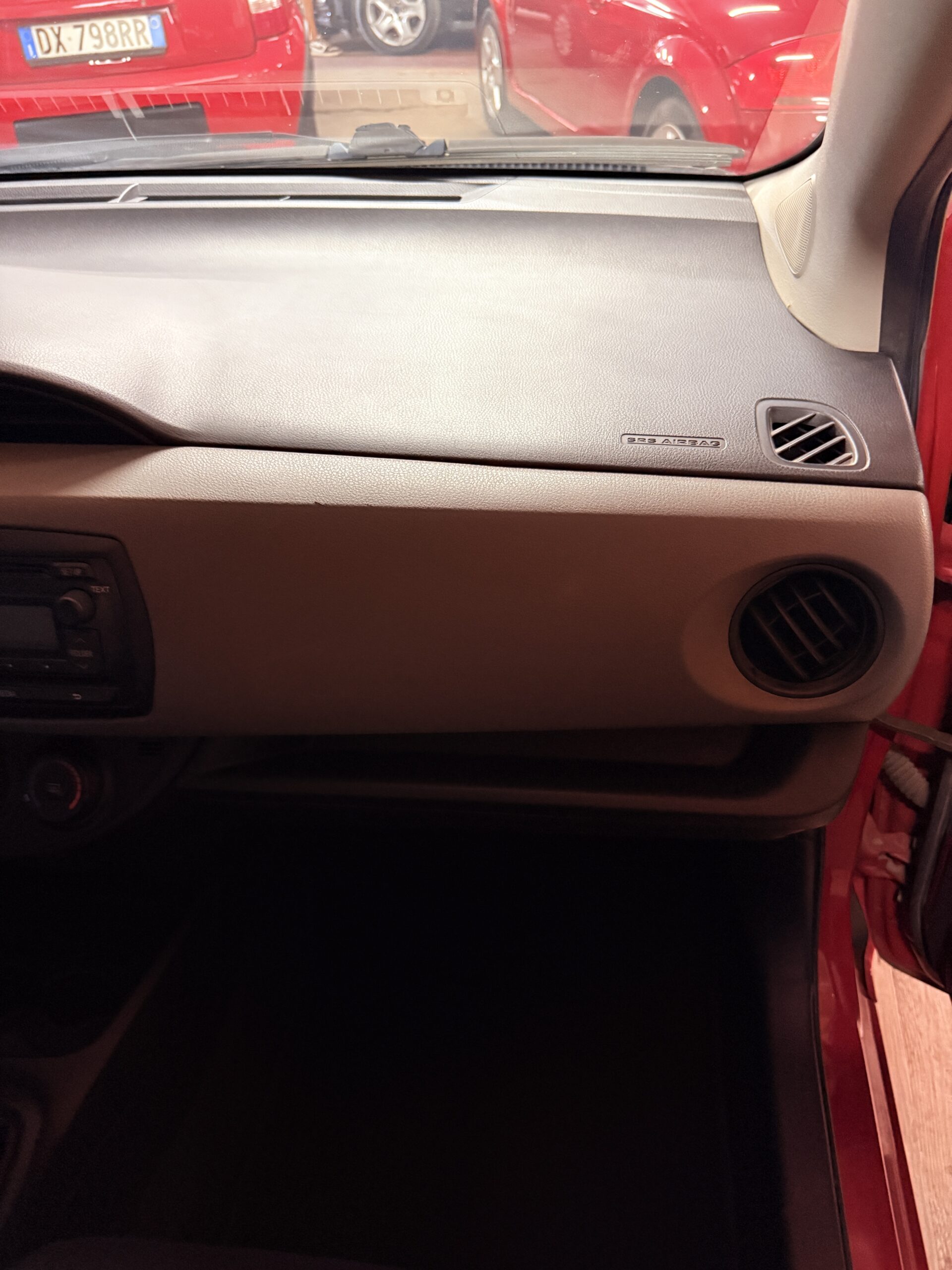 BELLISSIMA TOYOTA YARIS, IN CONDIZIONI DA VETRINA CON SOLI 66.434 KM
