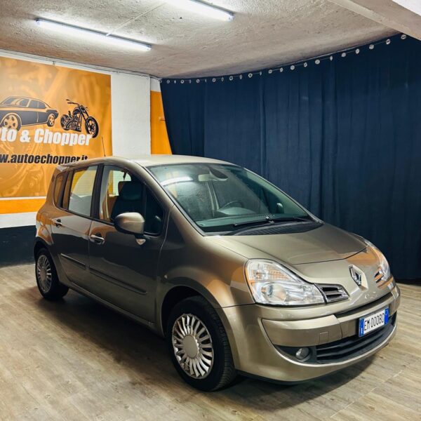 RENAULT GRAND MODUS CON SOLI 56.554 KM