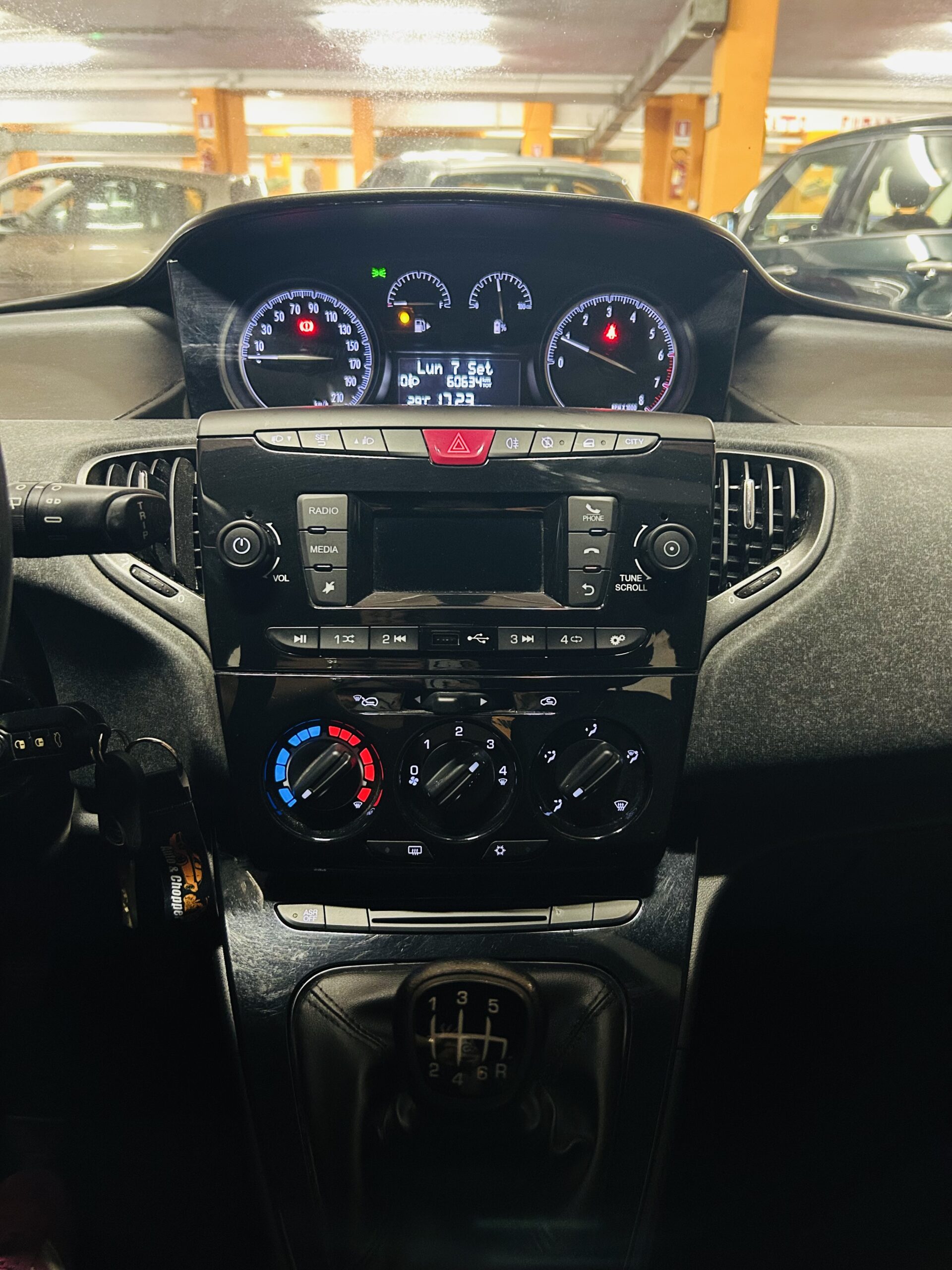 LANCIA YPSILON MILD- HYBRID UNICO PROPRIETARIO CON SOLI 60.634 KM