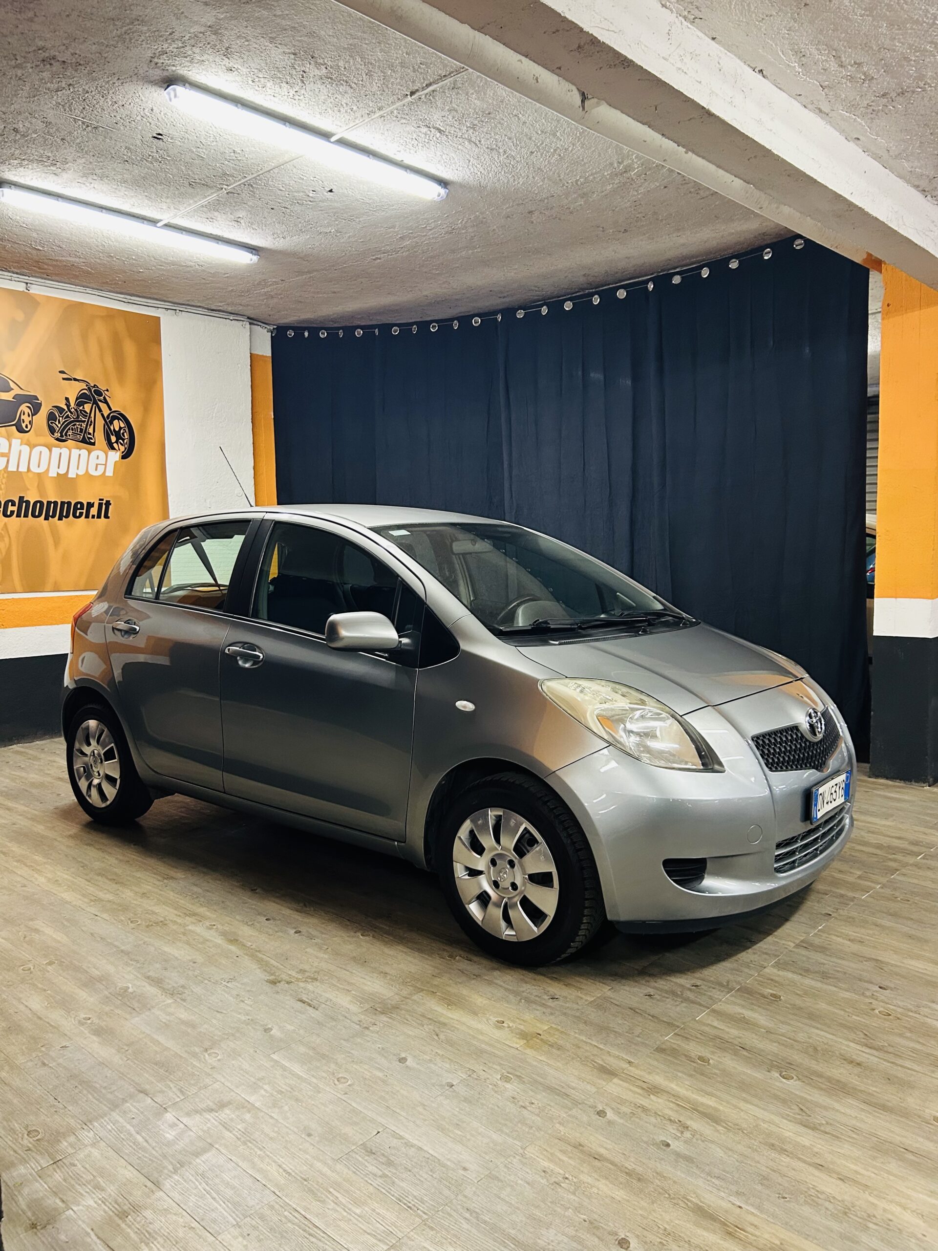 TOYOTA YARIS 1.0 VVT-i CON APPENA 69.743KM