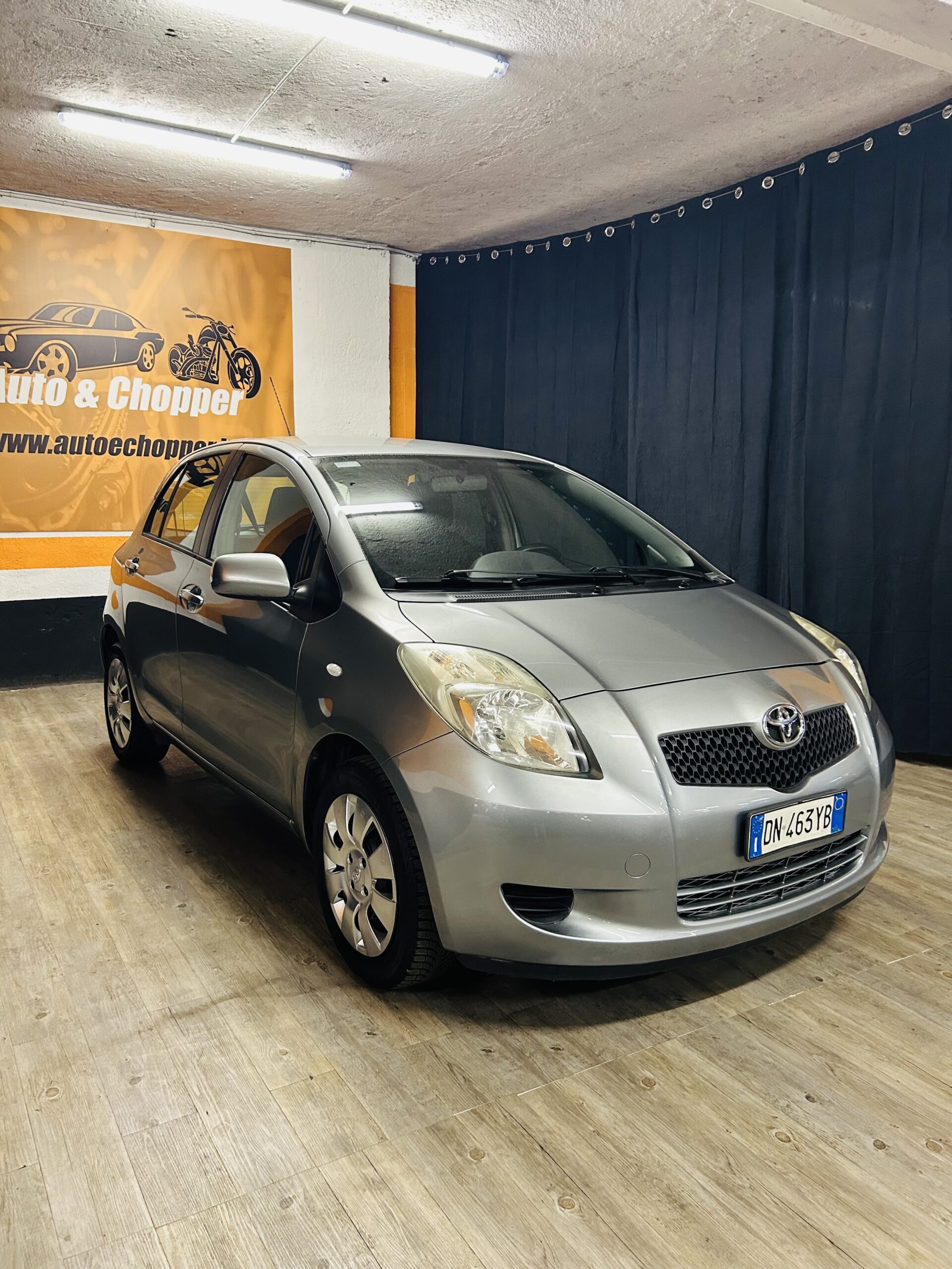 TOYOTA YARIS 1.0 VVT-i CON APPENA 69.743KM