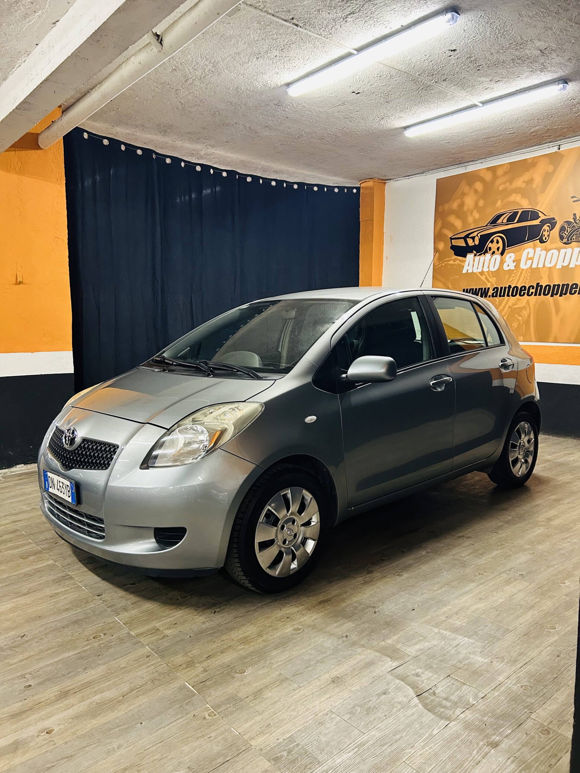 TOYOTA YARIS 1.0 VVT-i CON APPENA 69.743KM