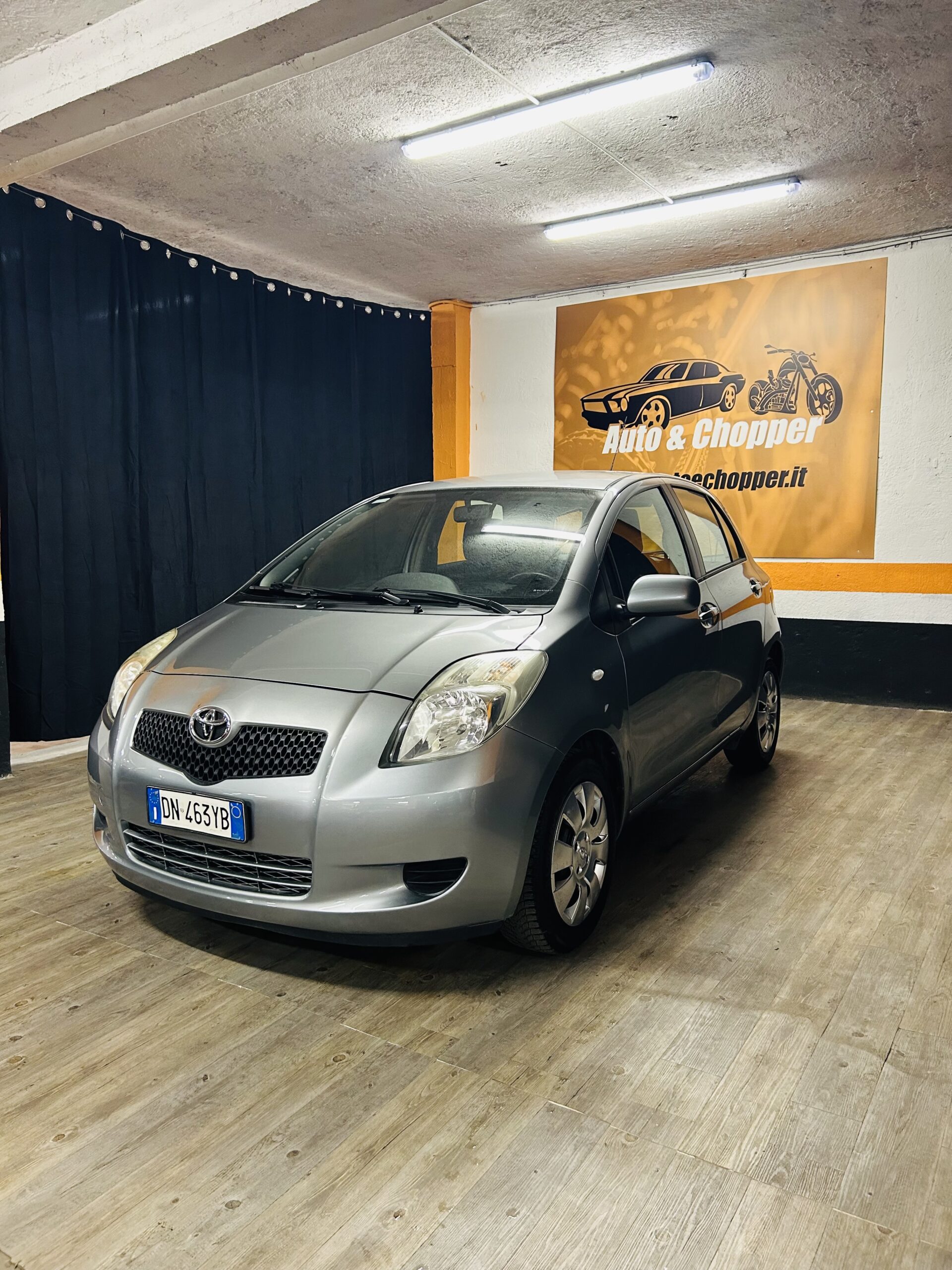 TOYOTA YARIS 1.0 VVT-i CON APPENA 69.743KM