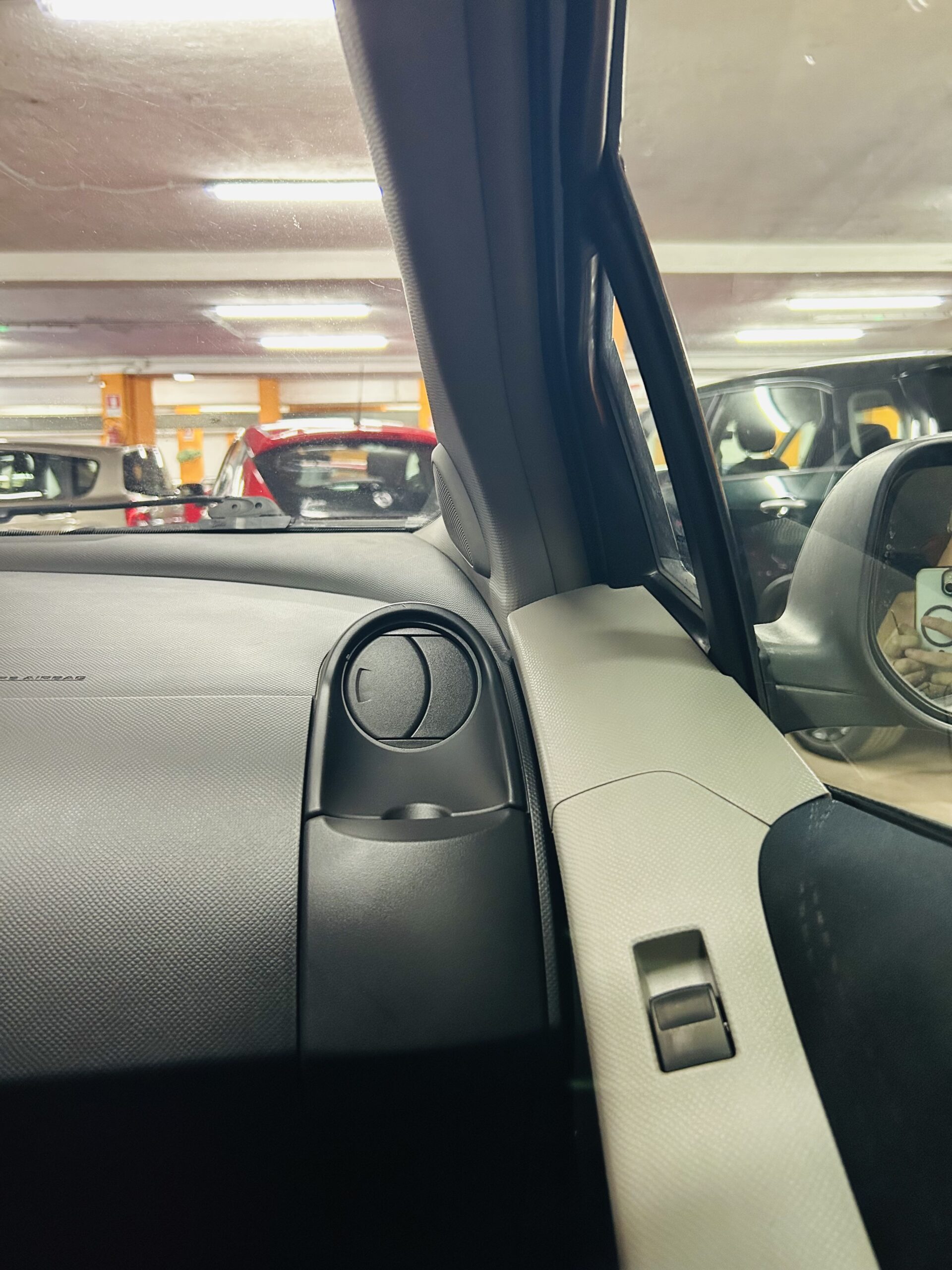 TOYOTA YARIS 1.0 VVT-i CON APPENA 69.743KM