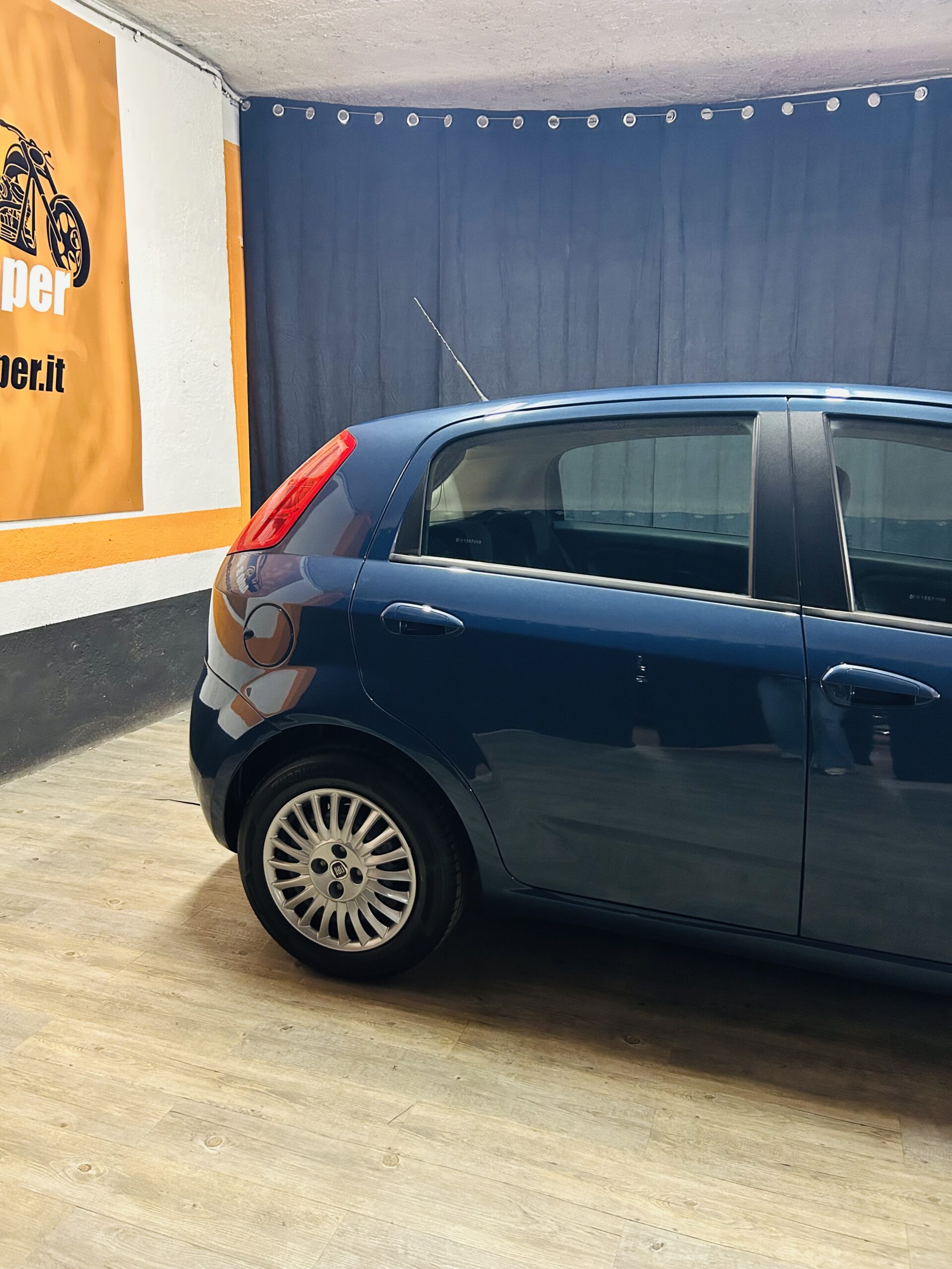 FIAT GRANDE PUNTO DESIGN GIUGIARO CON SOLI 95.655 KM
