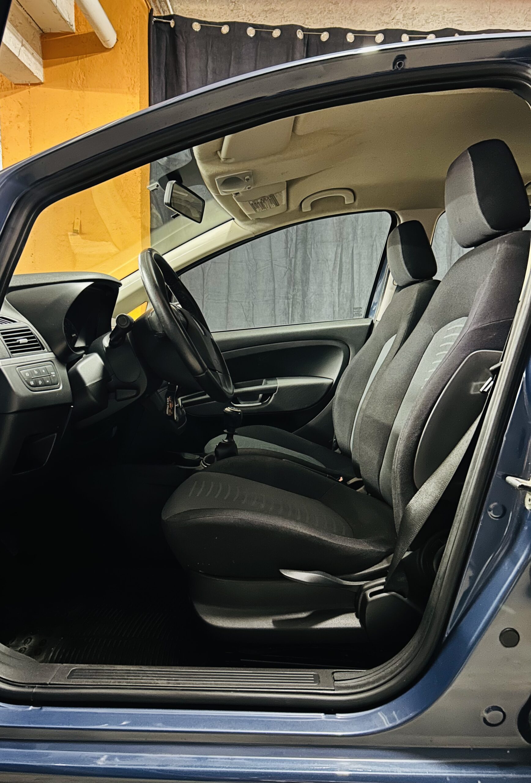 FIAT GRANDE PUNTO DESIGN GIUGIARO CON SOLI 95.655 KM