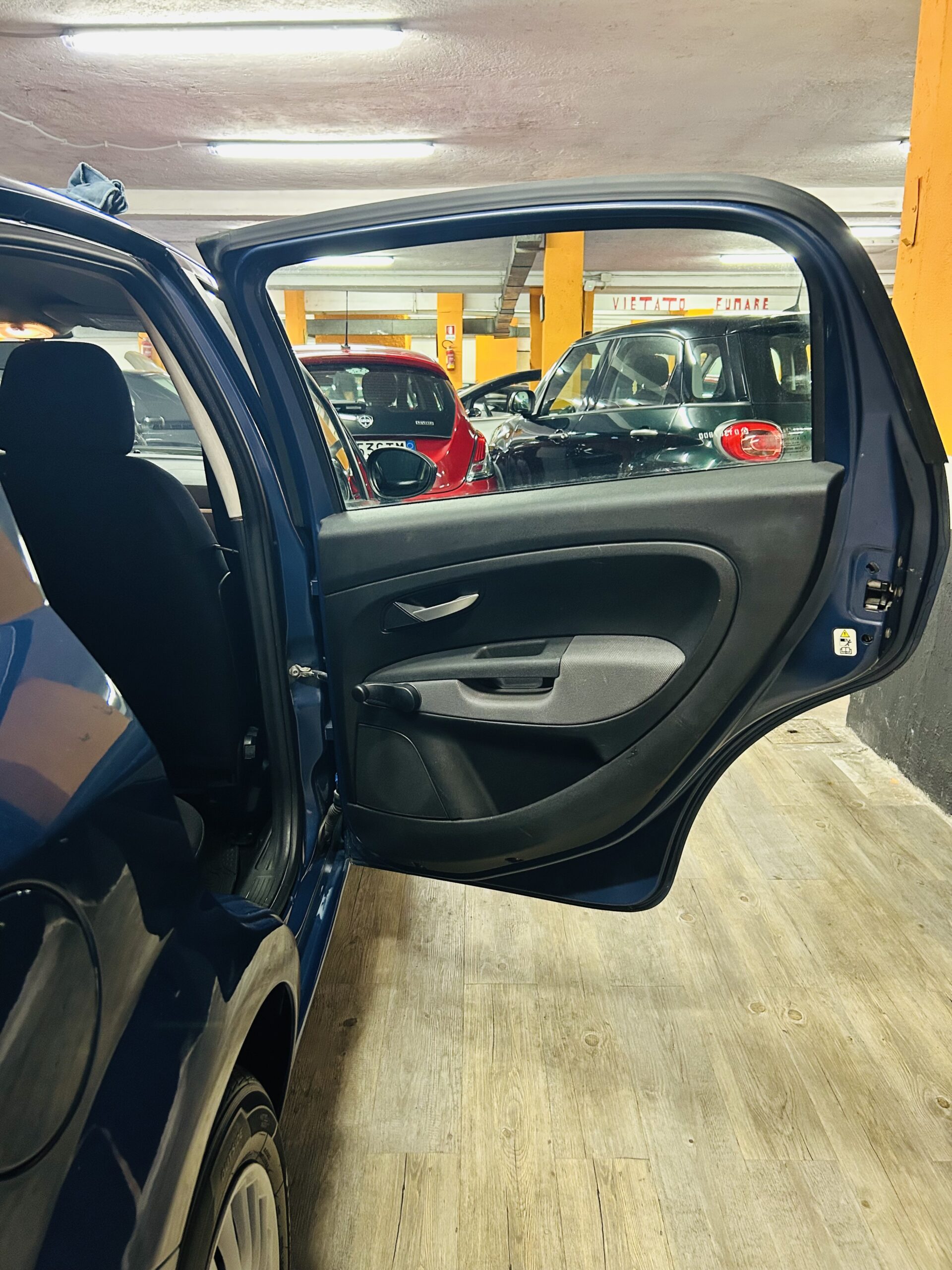 FIAT GRANDE PUNTO DESIGN GIUGIARO CON SOLI 95.655 KM