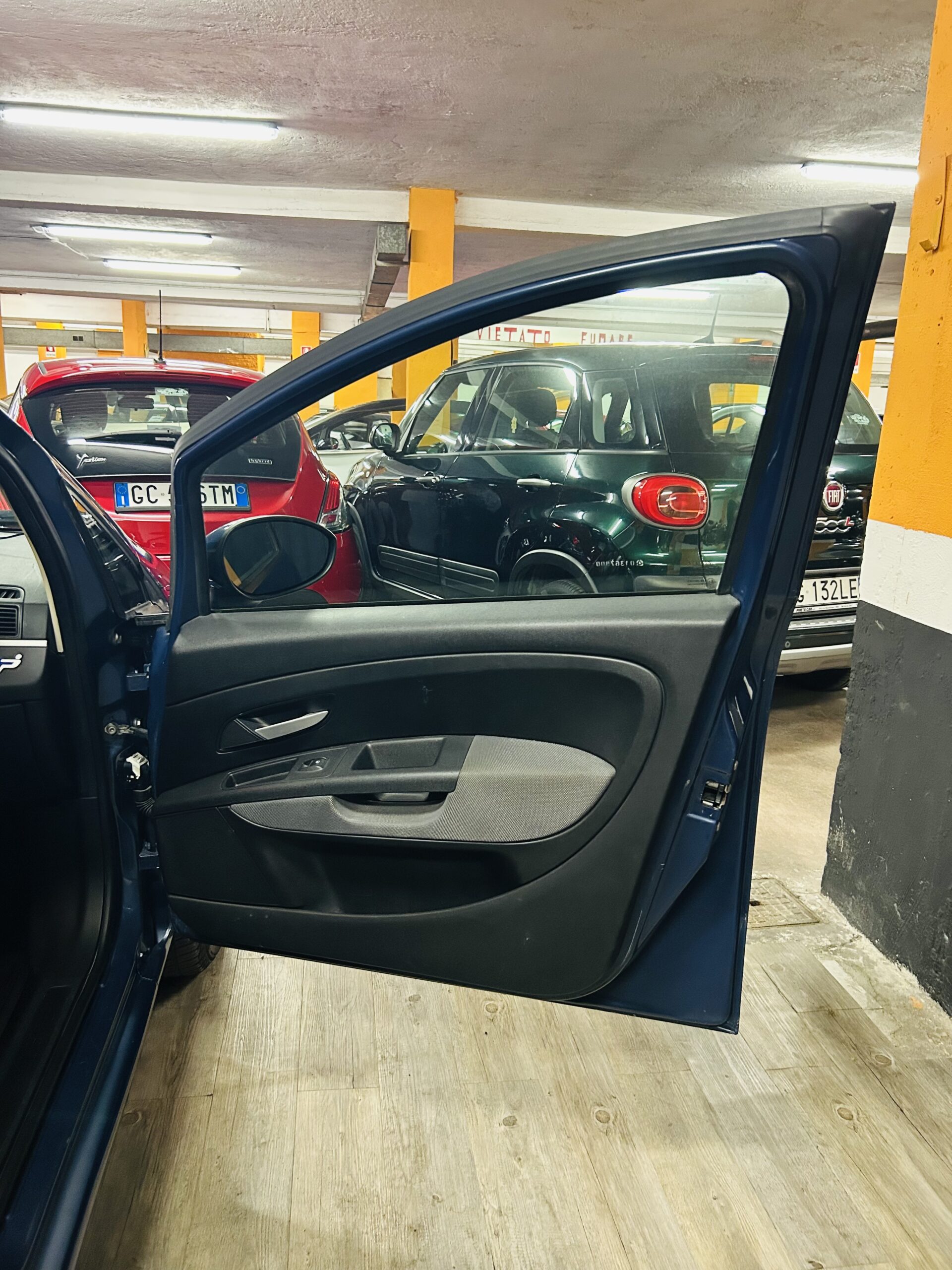 FIAT GRANDE PUNTO DESIGN GIUGIARO CON SOLI 95.655 KM