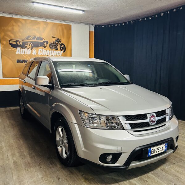 FIAT FREEMONT 2.0 MULTIJET  ALLESTIMENTO  FULL OPTIONAL LOUNGE  CON SOLI 36.013 KM