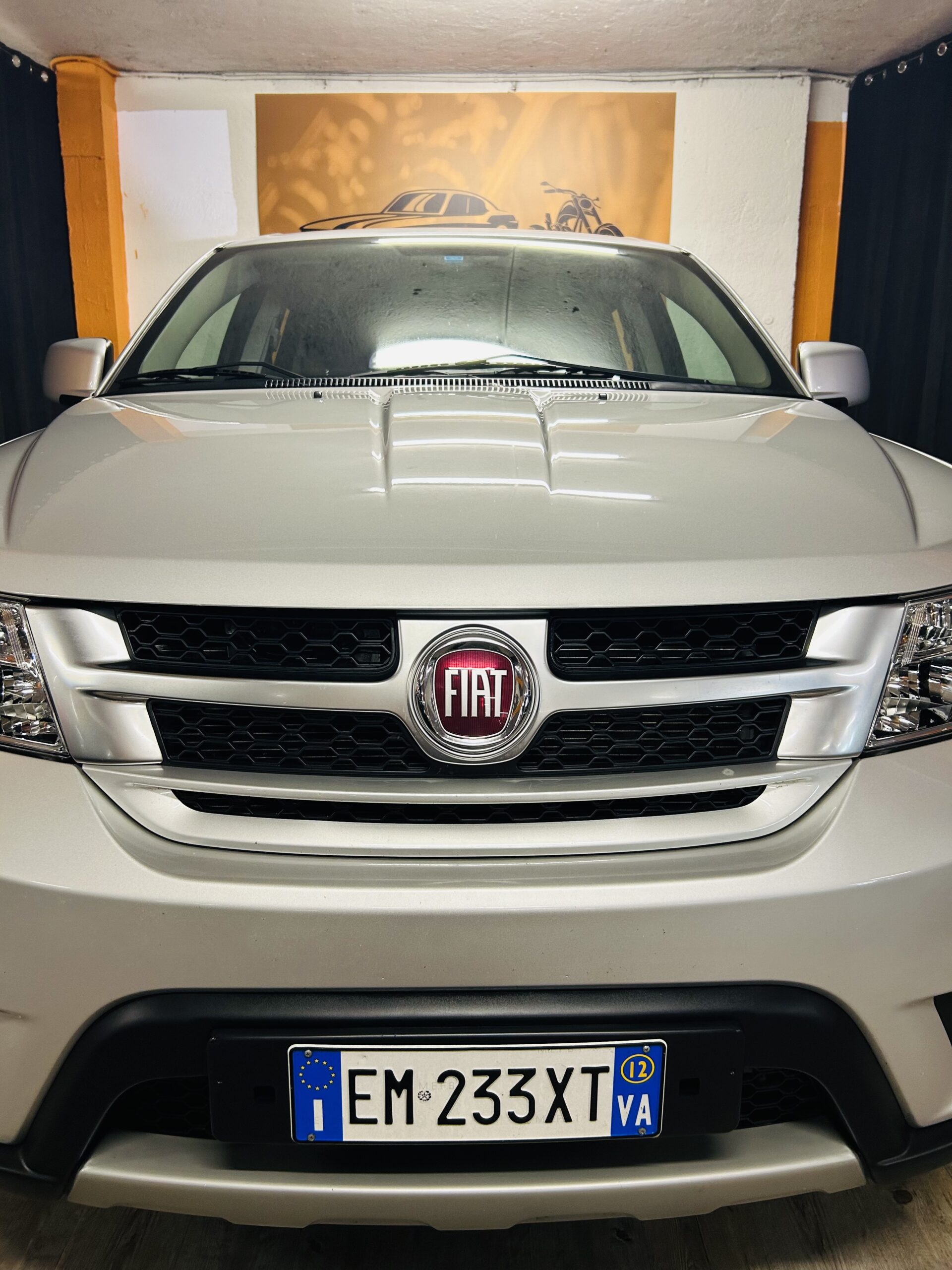 FIAT FREEMONT 2.0 MULTIJET ALLESTIMENTO FULL OPTIONAL LOUNGE CON SOLI 36.013 KM