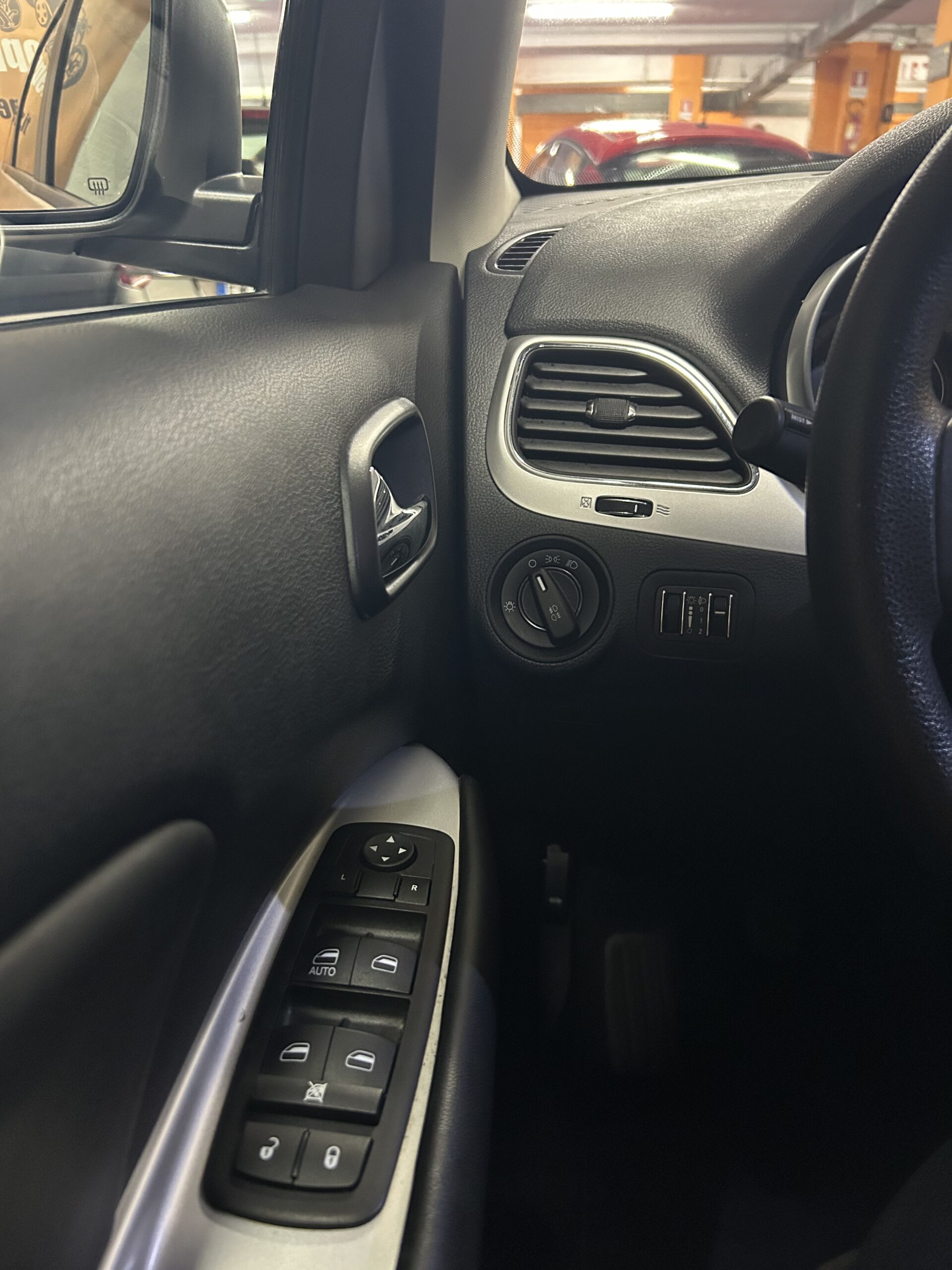 FIAT FREEMONT 2.0 MULTIJET ALLESTIMENTO FULL OPTIONAL LOUNGE CON SOLI 36.013 KM