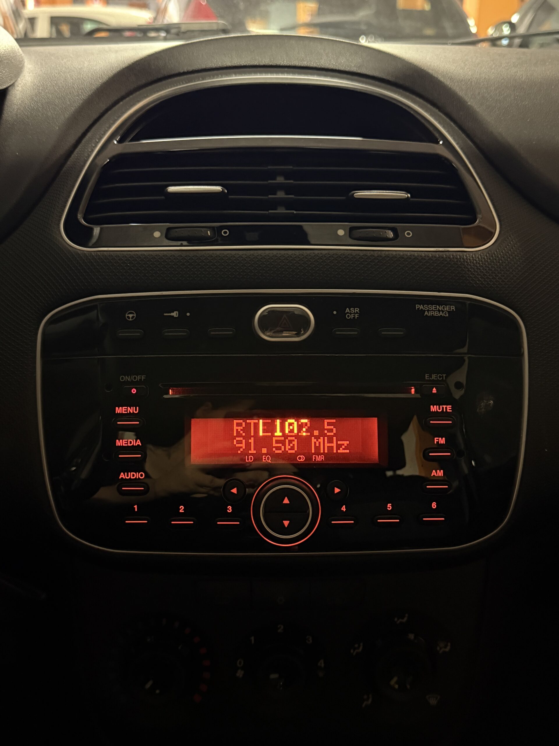 FIAT PUNTO STREET CON SOLI 25.185 KM IN CONDIZIONI DA VETRINA