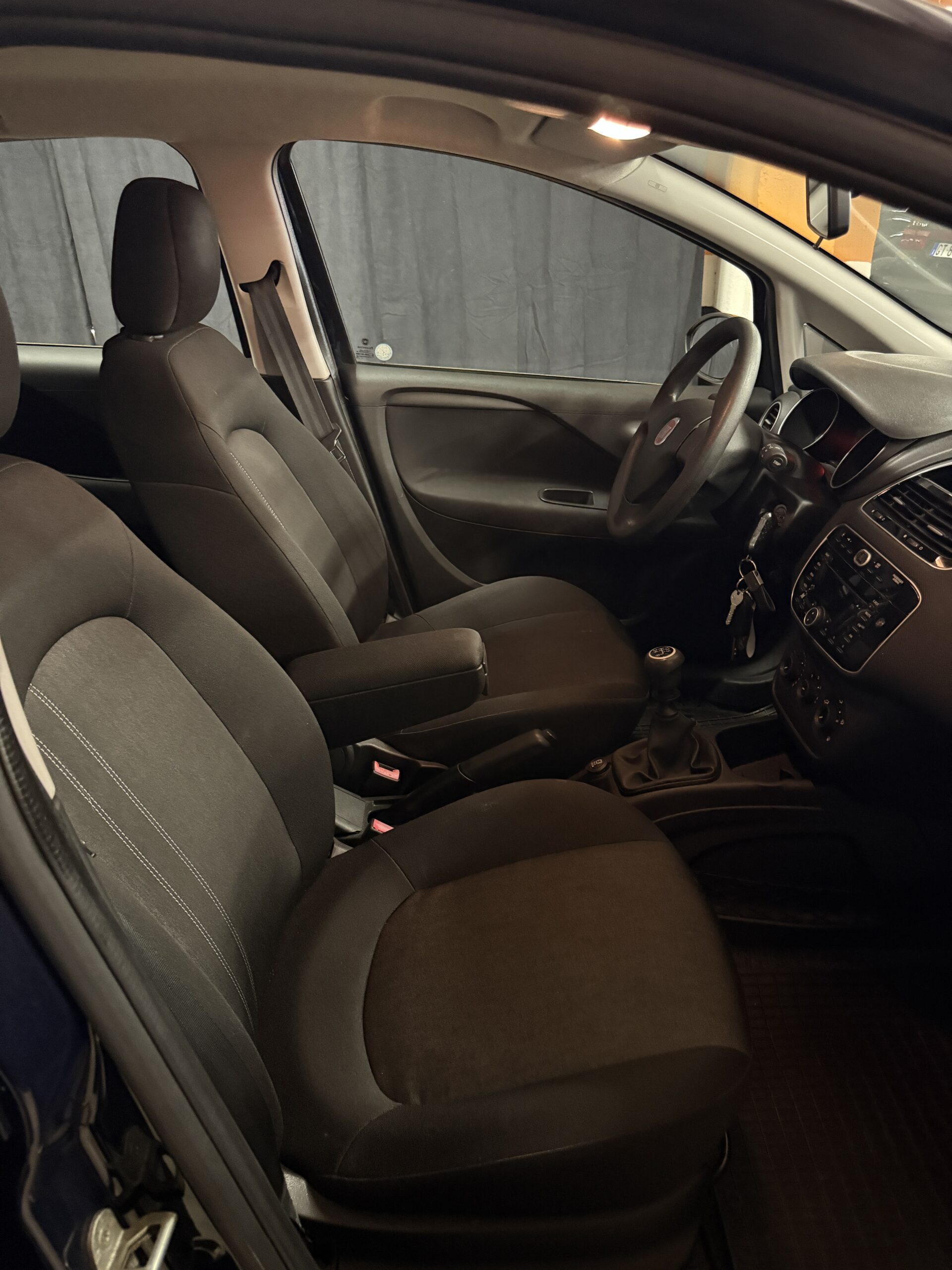 FIAT PUNTO STREET CON SOLI 25.185 KM IN CONDIZIONI DA VETRINA