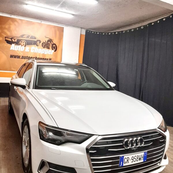 AUDI A6 AVANT CON SOLI 8.631KM. NUOVA!