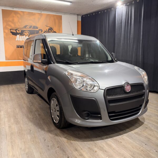 FIAT DOBLO 1.4 CON SOLI 73.313 KM IN CONDIZIONI DA VETRINA.