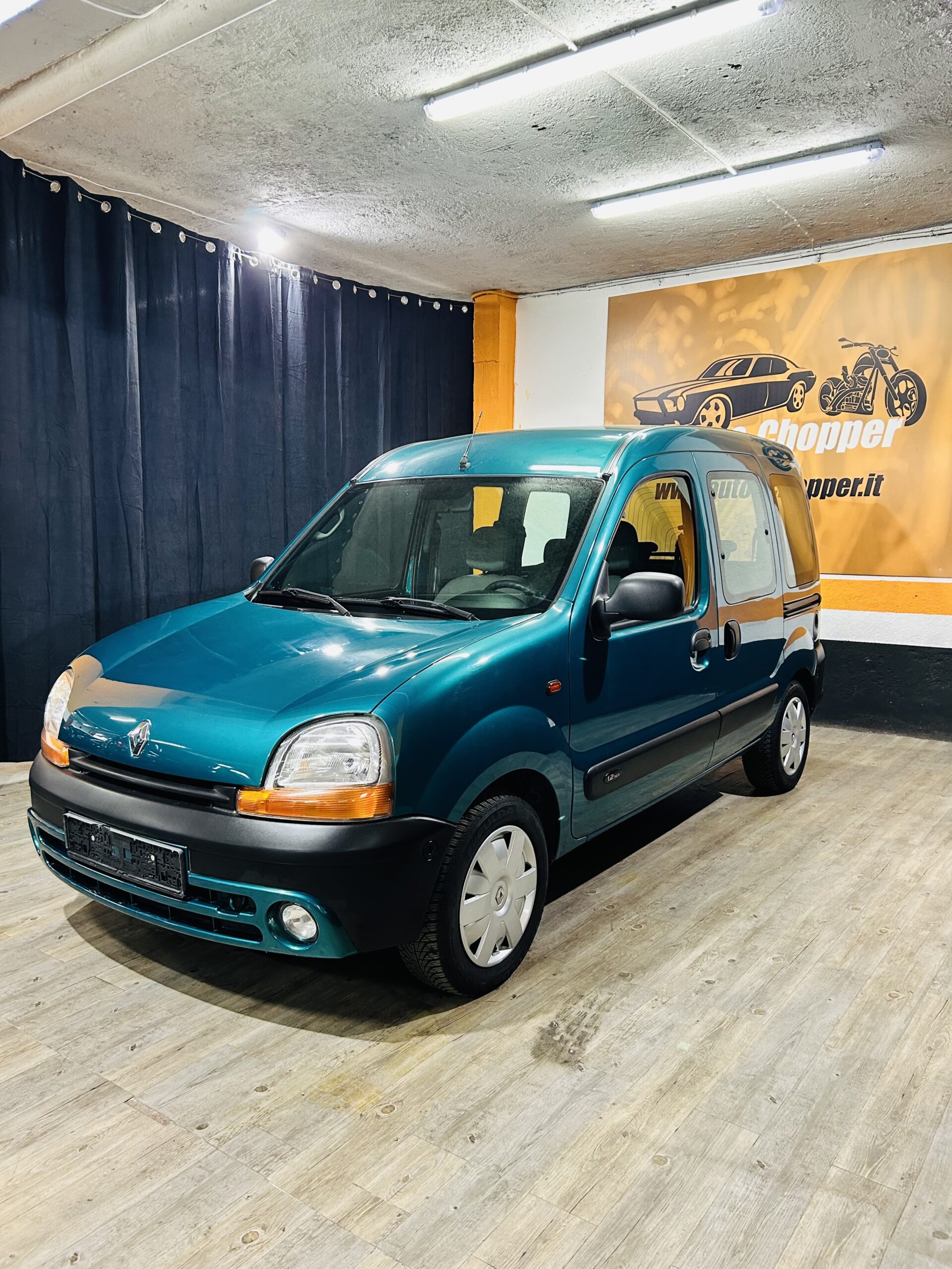 RENAULT KANGOO 1.2 16V IN PERFETTE CONDIZIONI .