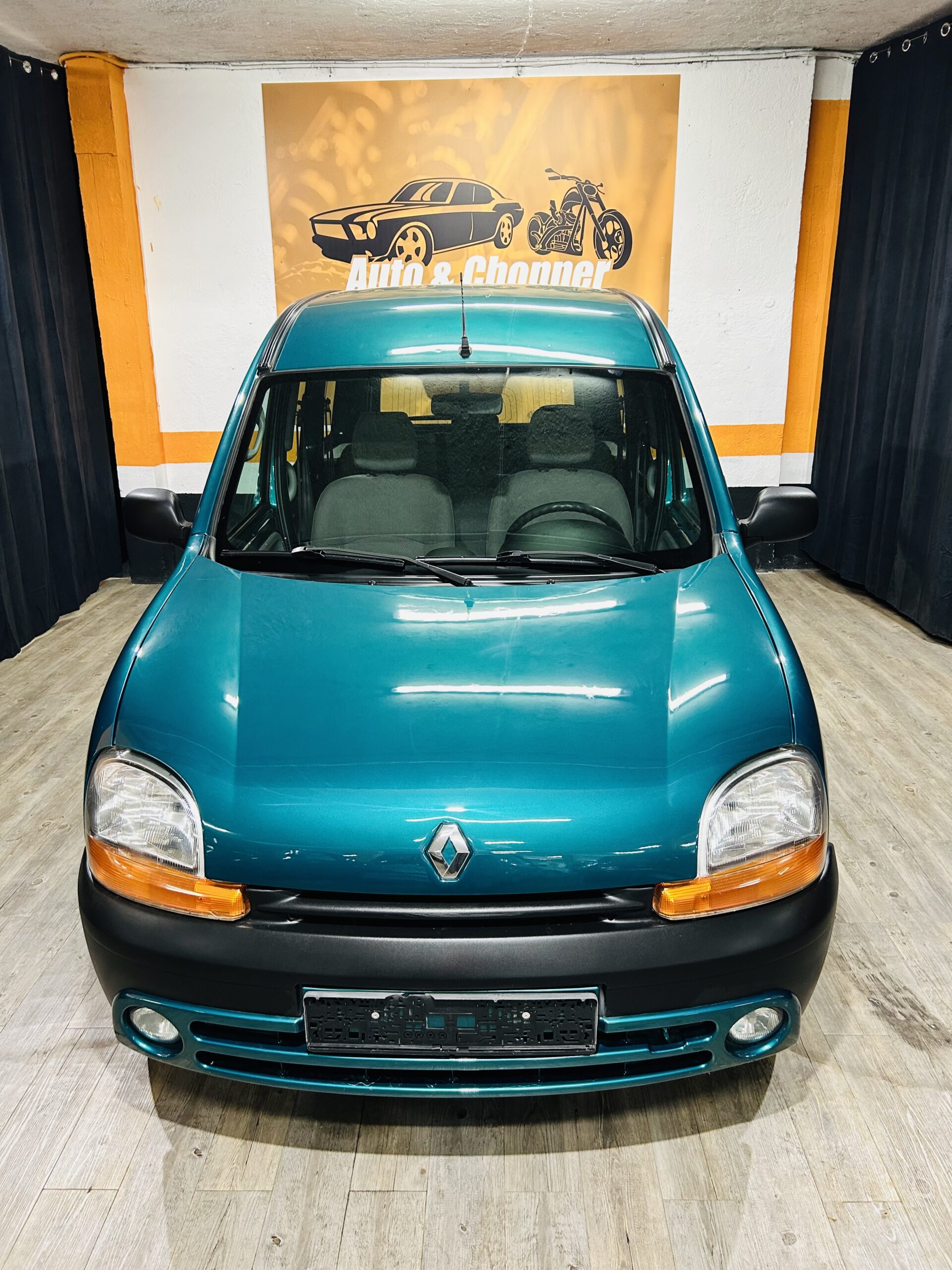 RENAULT KANGOO 1.2 16V IN PERFETTE CONDIZIONI .