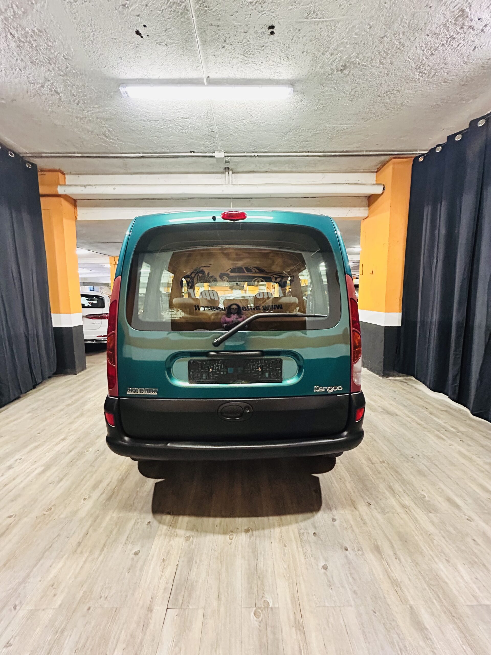 RENAULT KANGOO 1.2 16V IN PERFETTE CONDIZIONI .