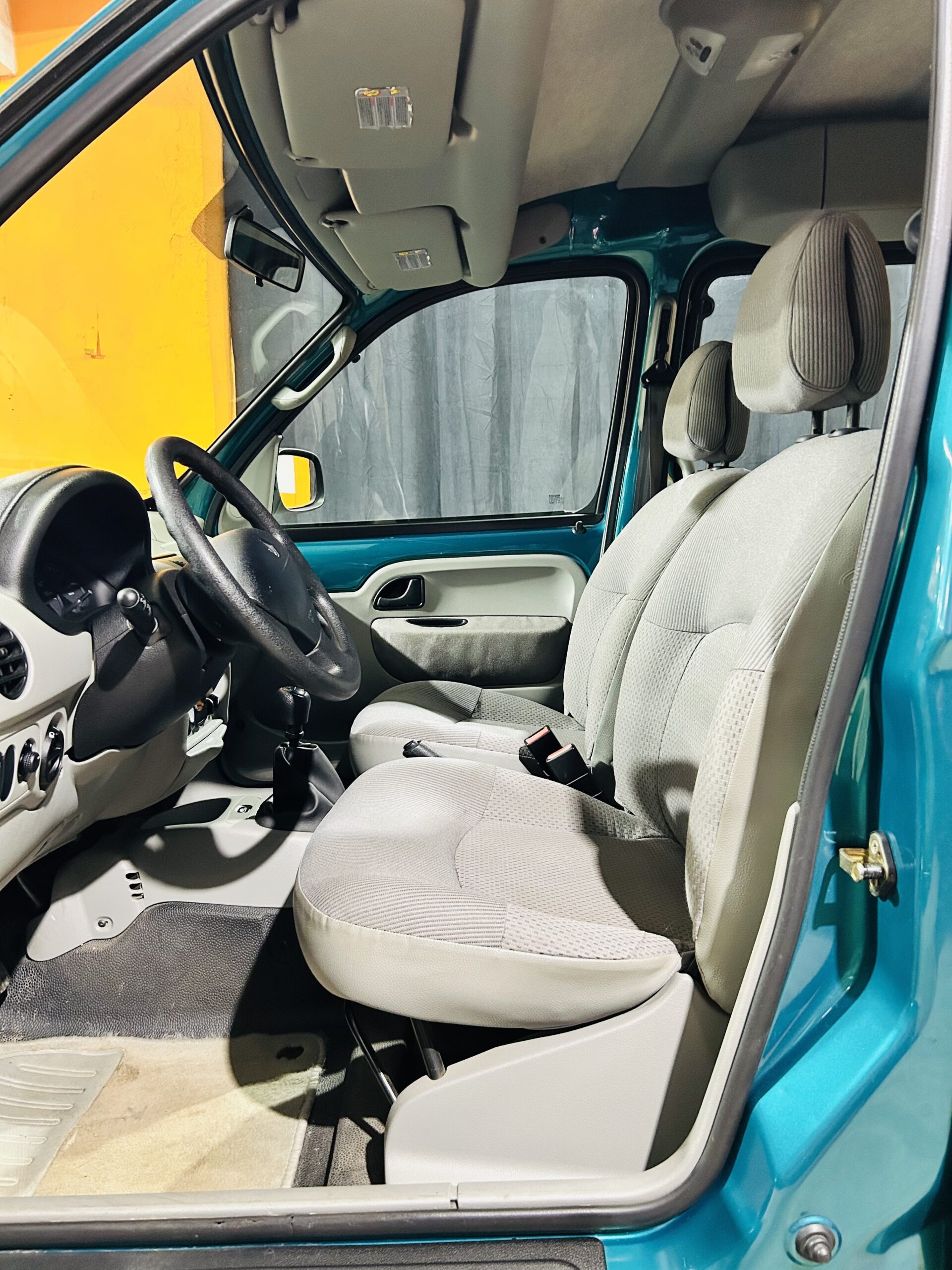 RENAULT KANGOO 1.2 16V IN PERFETTE CONDIZIONI .