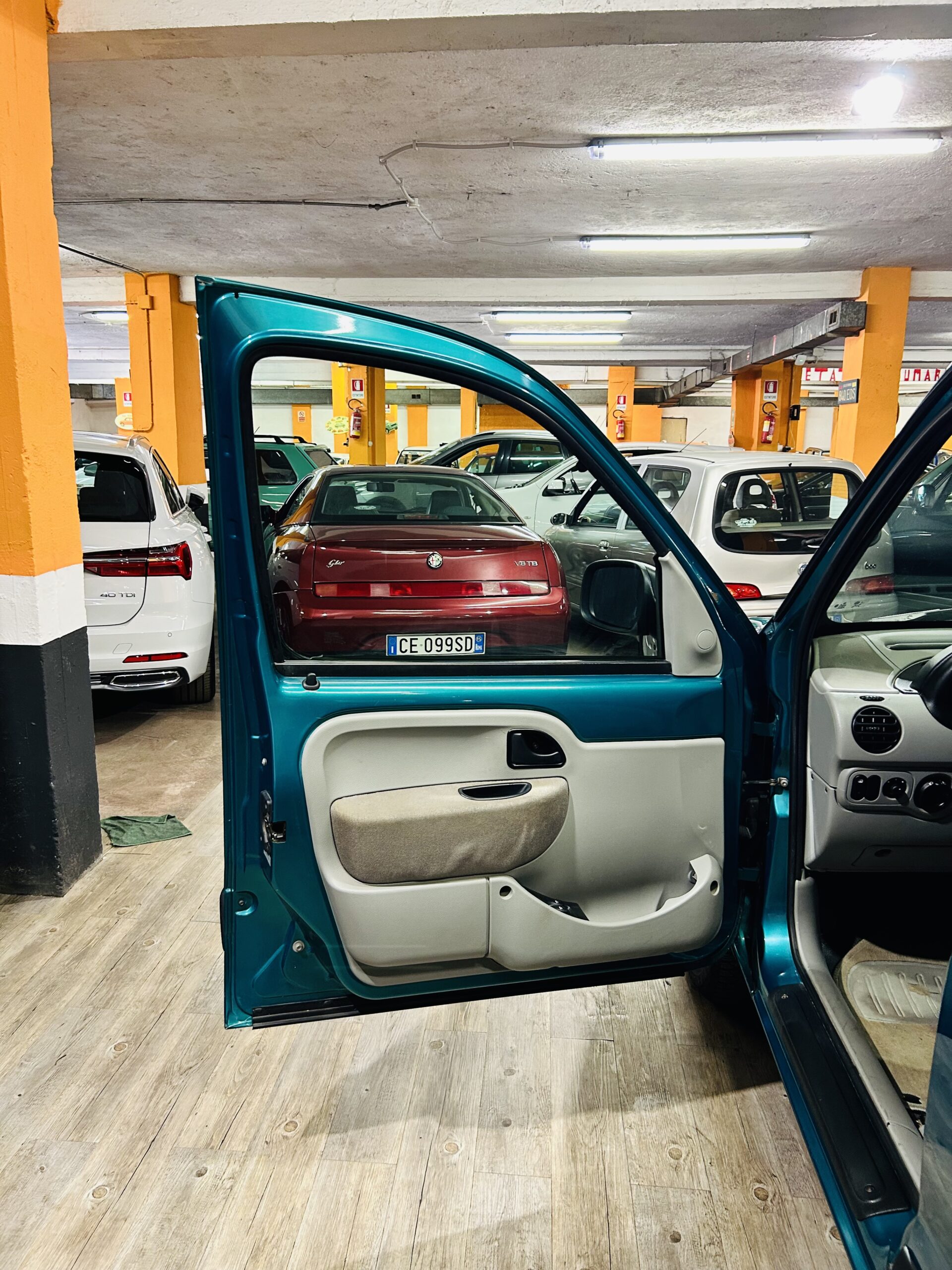 RENAULT KANGOO 1.2 16V IN PERFETTE CONDIZIONI .
