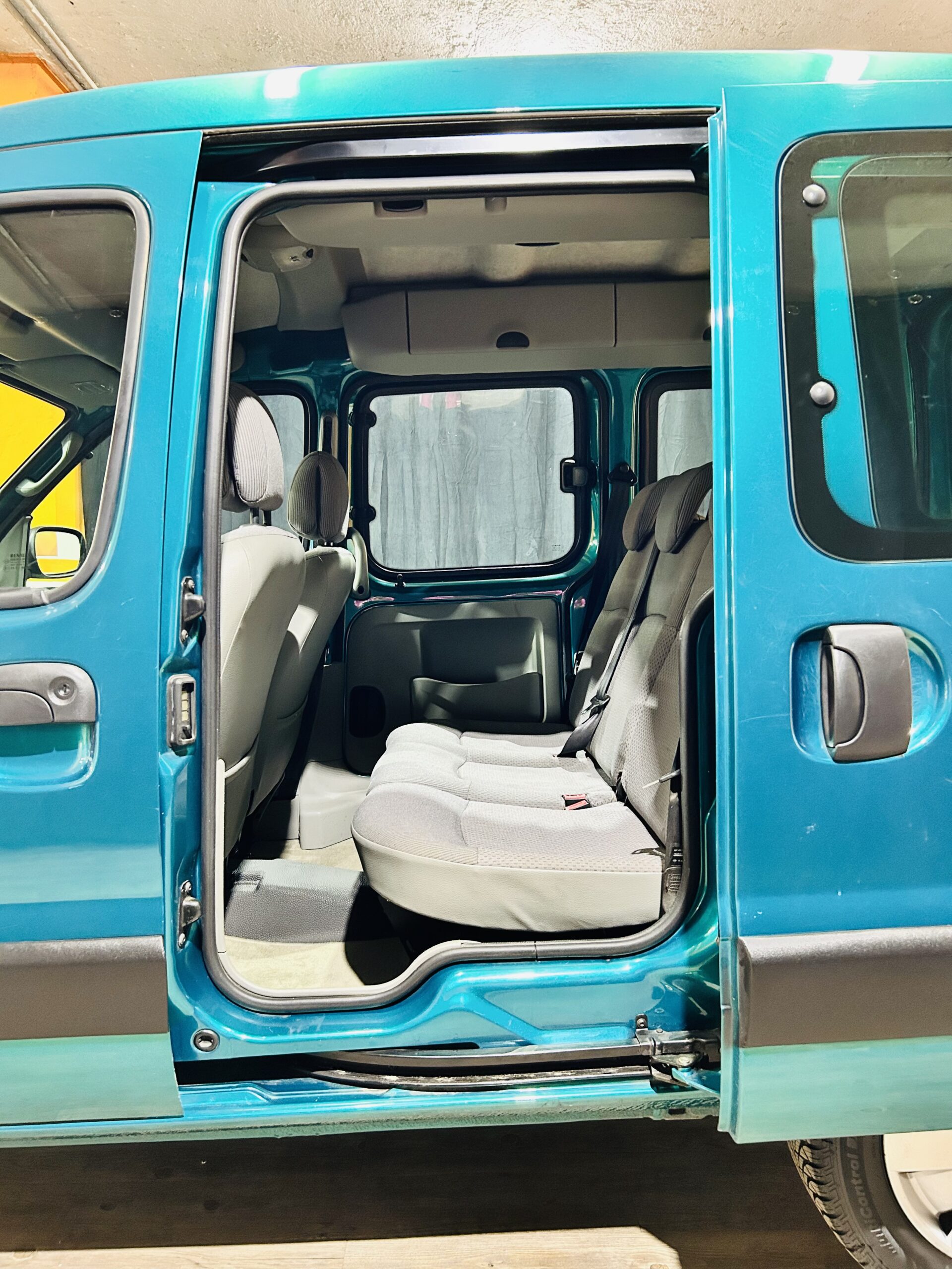 RENAULT KANGOO 1.2 16V IN PERFETTE CONDIZIONI .