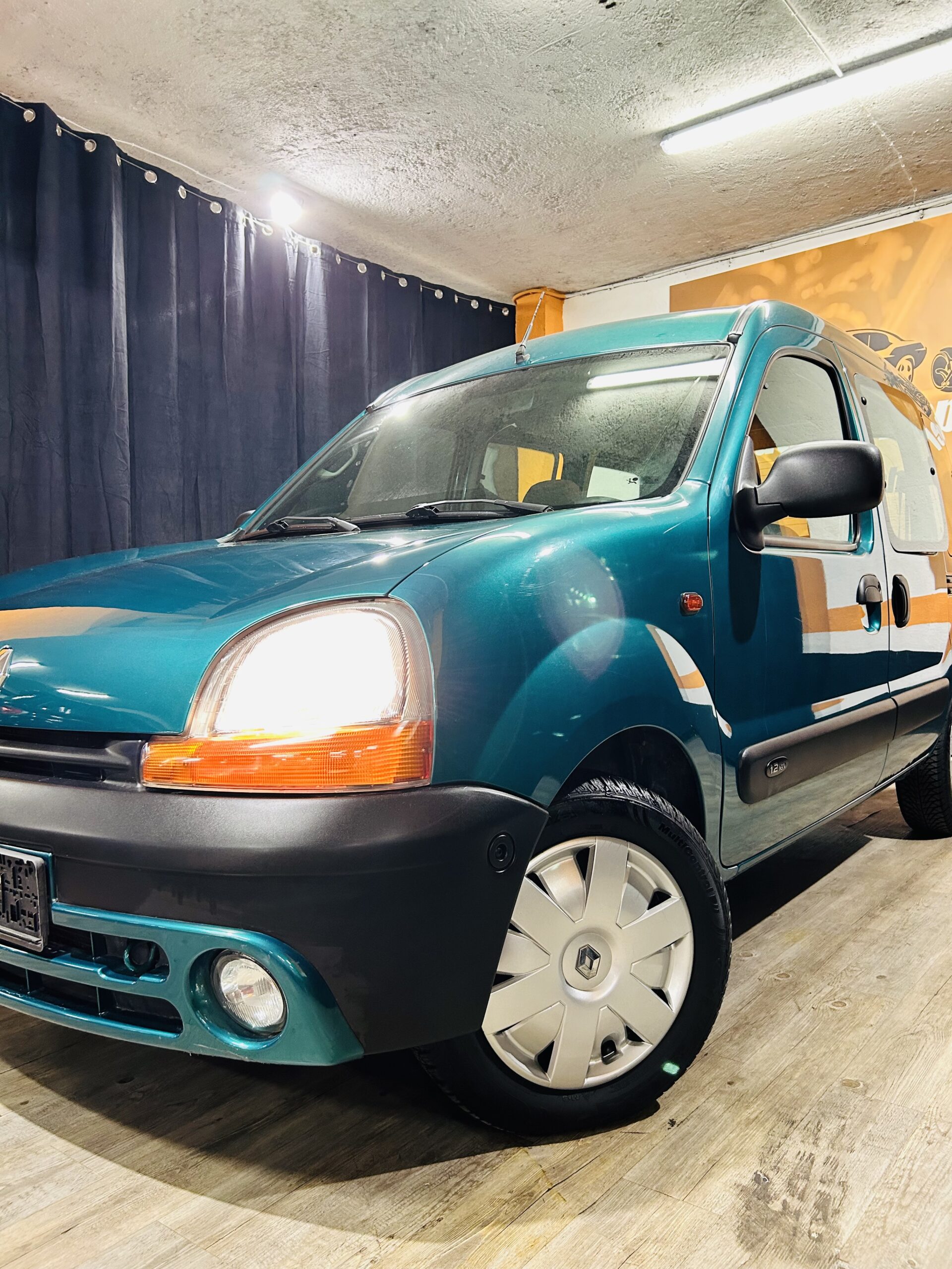RENAULT KANGOO 1.2 16V IN PERFETTE CONDIZIONI .