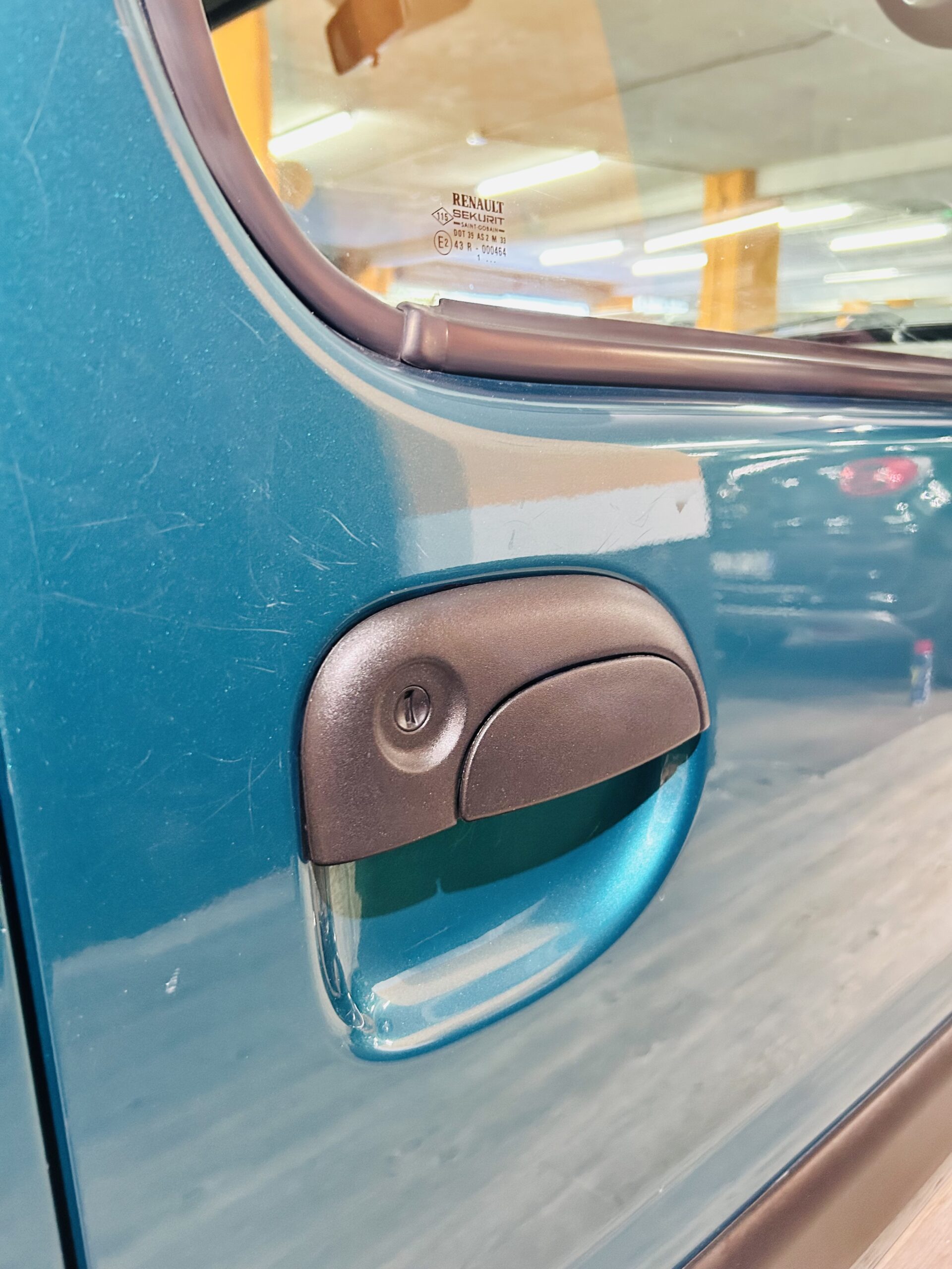 RENAULT KANGOO 1.2 16V IN PERFETTE CONDIZIONI .
